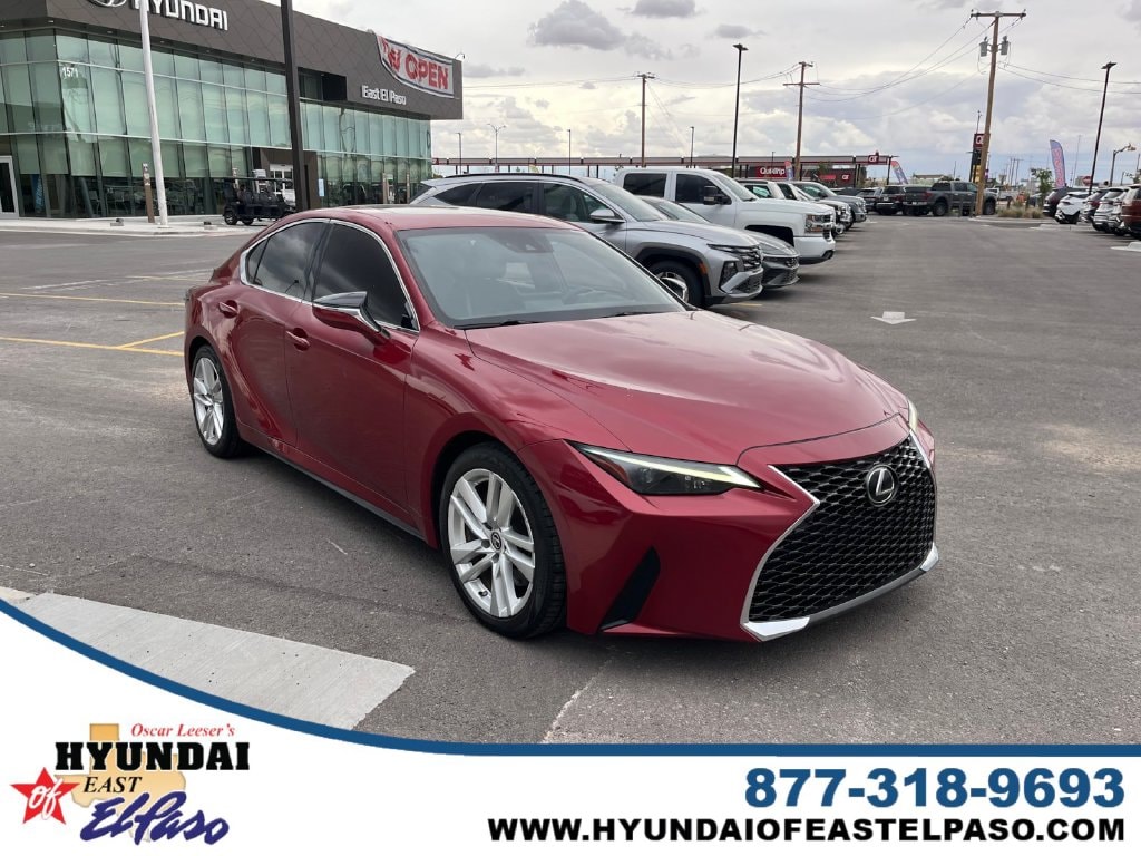 2021 Lexus IS