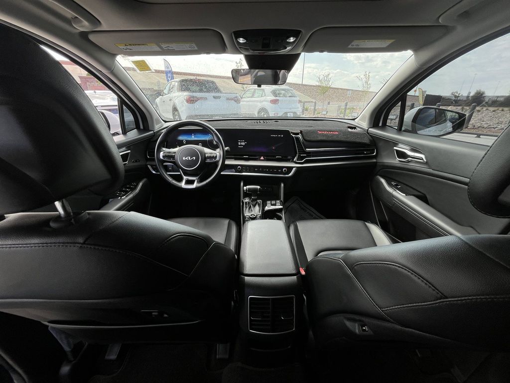 2025 Kia Sportage SX - Photo 25