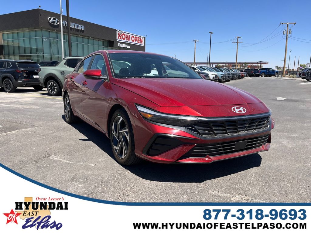 2024 Hyundai Elantra SEL - Photo 1
