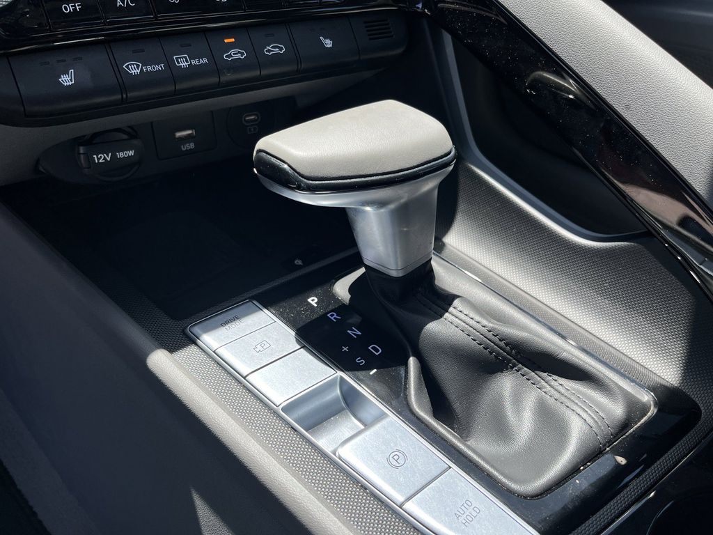 2024 Hyundai Elantra SEL - Photo 21