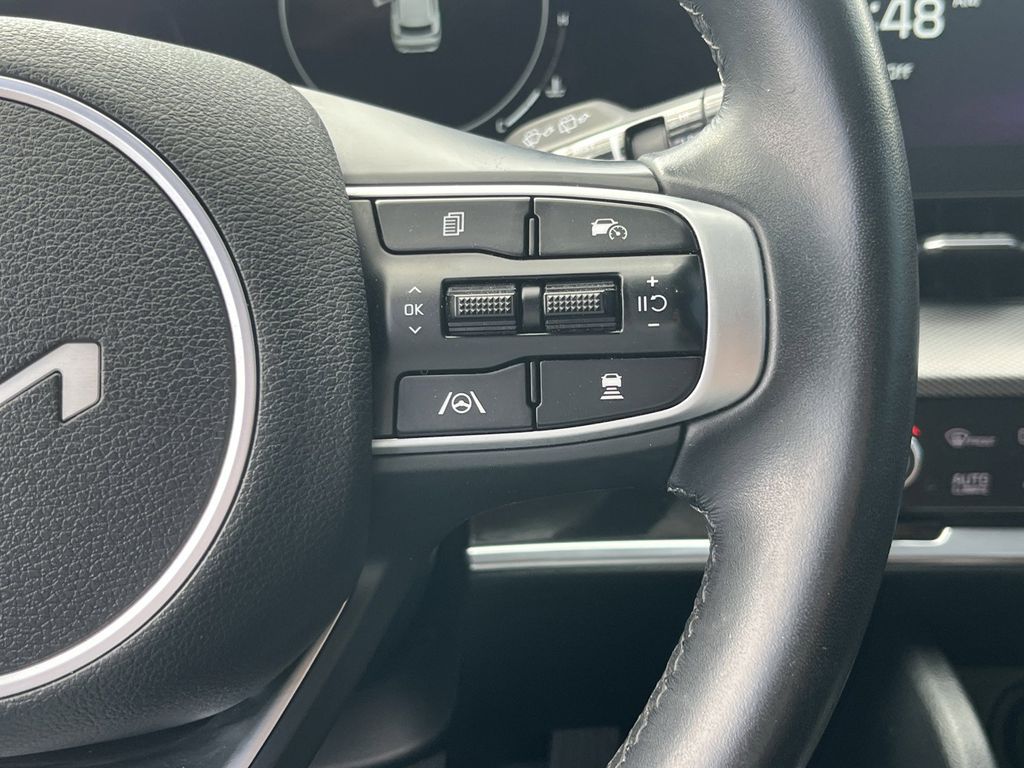 2025 Kia Sportage SX - Photo 18