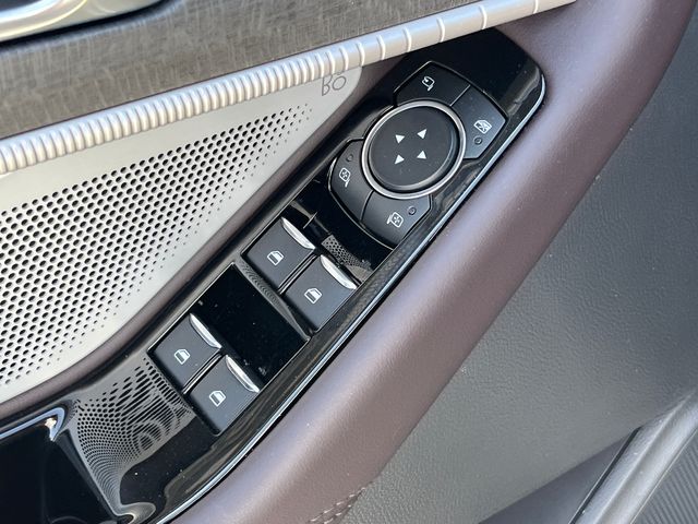 2025 Ford Explorer Platinum - Photo 12