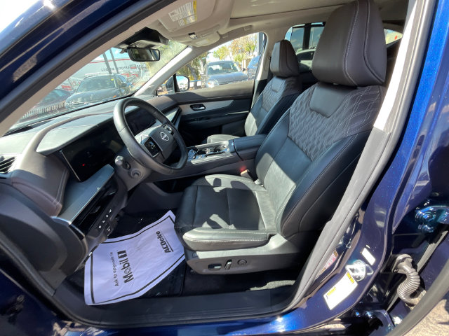 2025 Nissan Murano Platinum - Photo 10