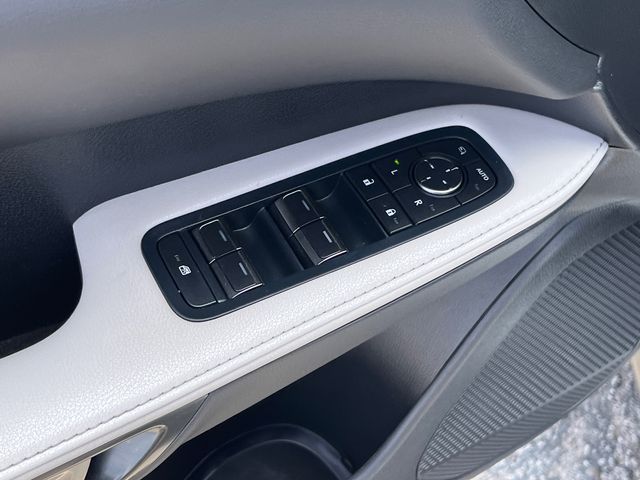 2023 Lexus RX Hybrid 350h - Photo 12
