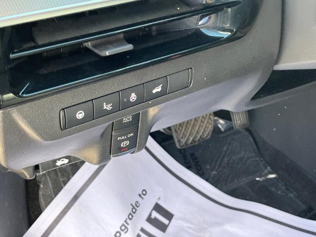 2025 Nissan Murano Platinum - Photo 13