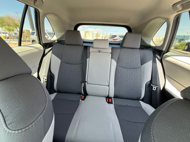 2023 Toyota RAV4 XLE - Photo 23