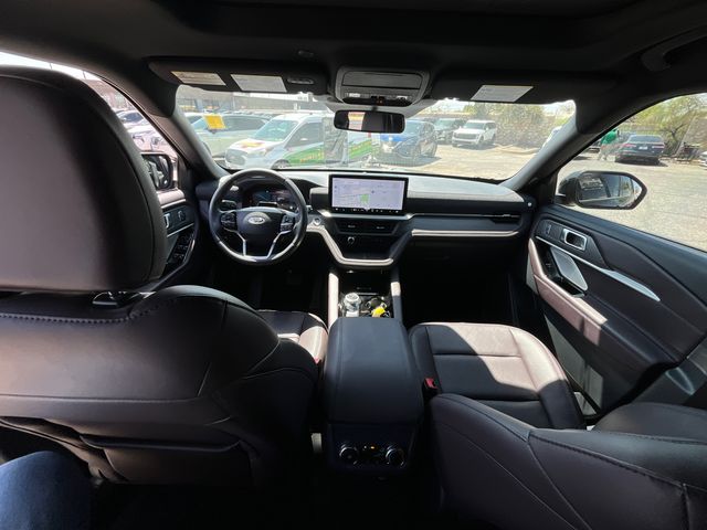 2025 Ford Explorer Platinum - Photo 25