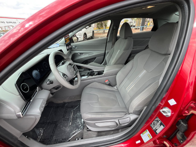 2024 Hyundai Elantra SEL - Photo 10