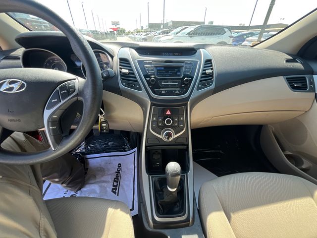 2016 Hyundai Elantra SE - Photo 19
