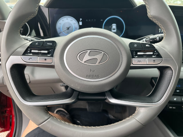 2024 Hyundai Elantra SEL - Photo 15