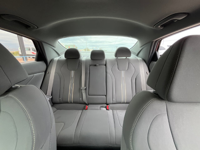 2024 Hyundai Elantra SEL - Photo 23