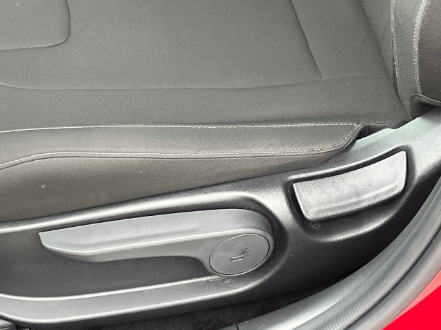 2025 Hyundai Elantra SEL - Photo 10