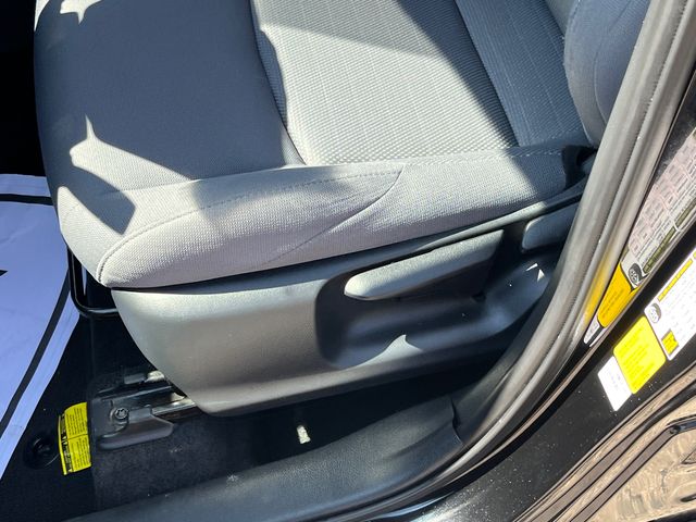 2024 Toyota Corolla Cross S - Photo 11