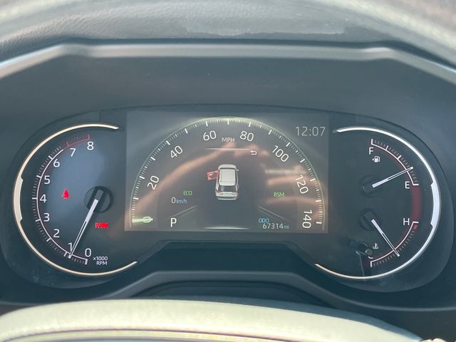 2023 Toyota RAV4 XLE - Photo 14