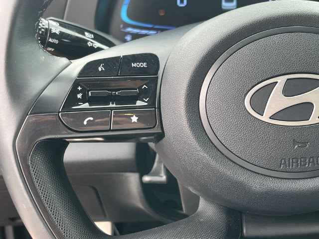 2025 Hyundai Elantra SEL - Photo 15