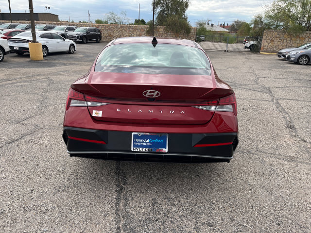 2024 Hyundai Elantra SEL - Photo 7