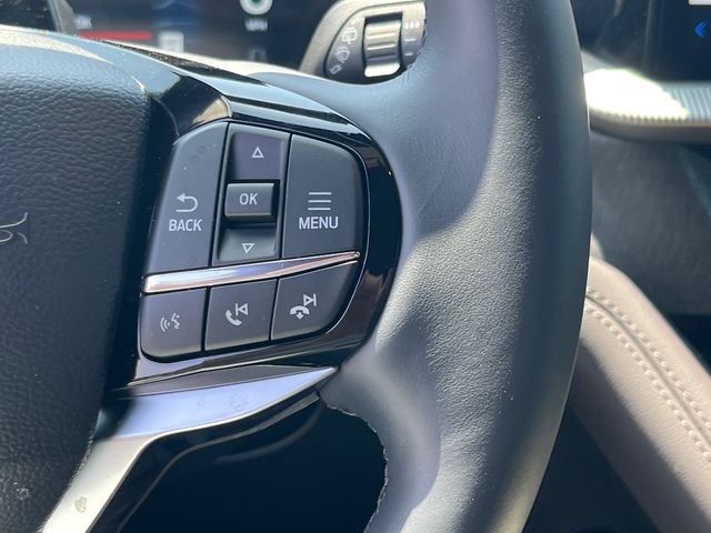 2025 Ford Explorer Platinum - Photo 18