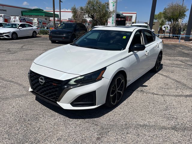 2024 Nissan Altima SR - Photo 3