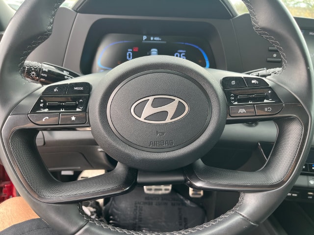 2025 Hyundai Elantra SEL - Photo 14