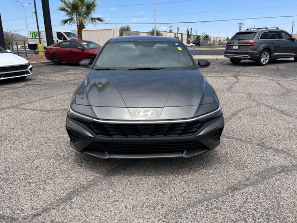 Certified 2025 Hyundai Elantra SEL Sport Sedan