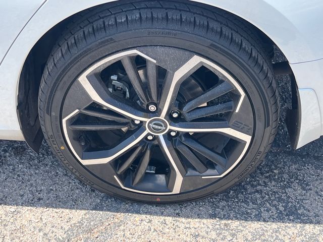 2024 Nissan Altima SR - Photo 5