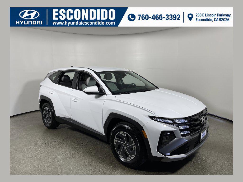 New 2026 Hyundai Tucson Hybrid SE SUV