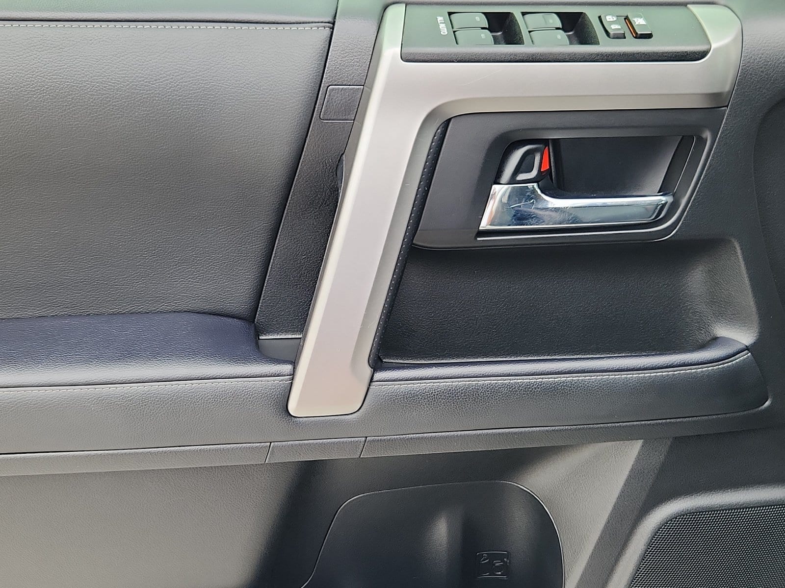2024 Toyota 4Runner SR5 Premium - Photo 9