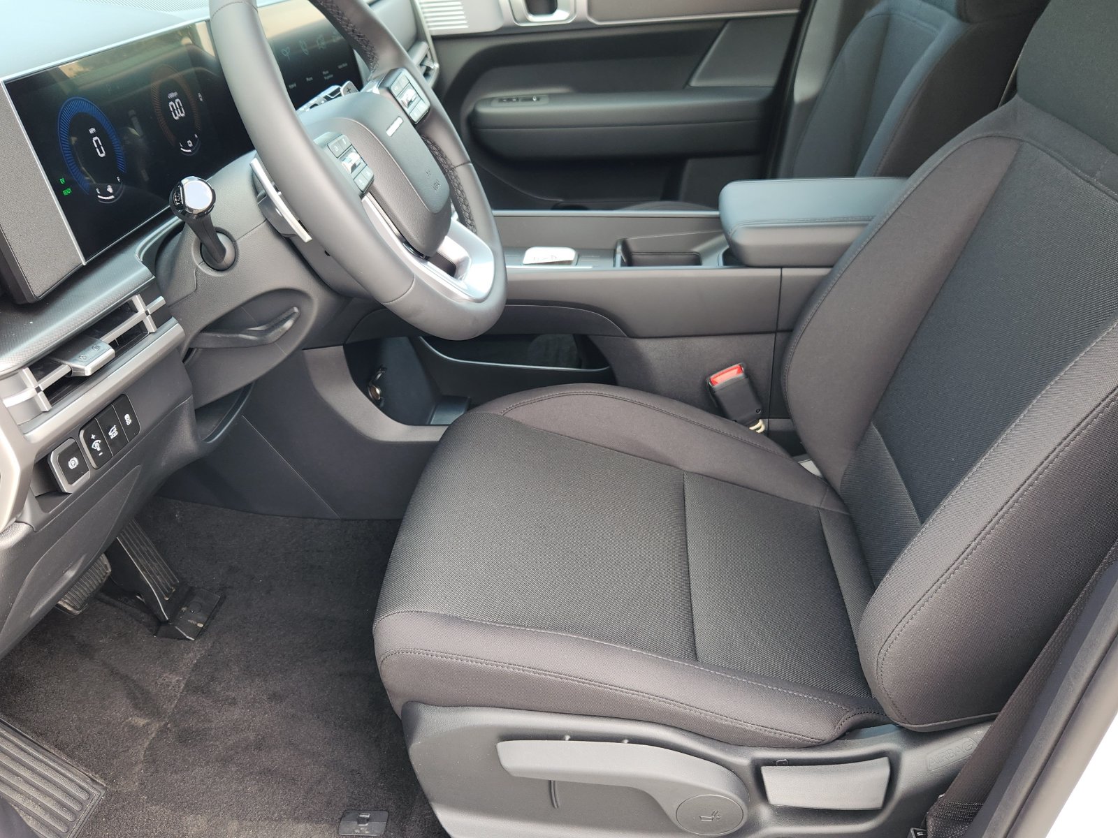 2026 Hyundai Santa Fe SE - Photo 11