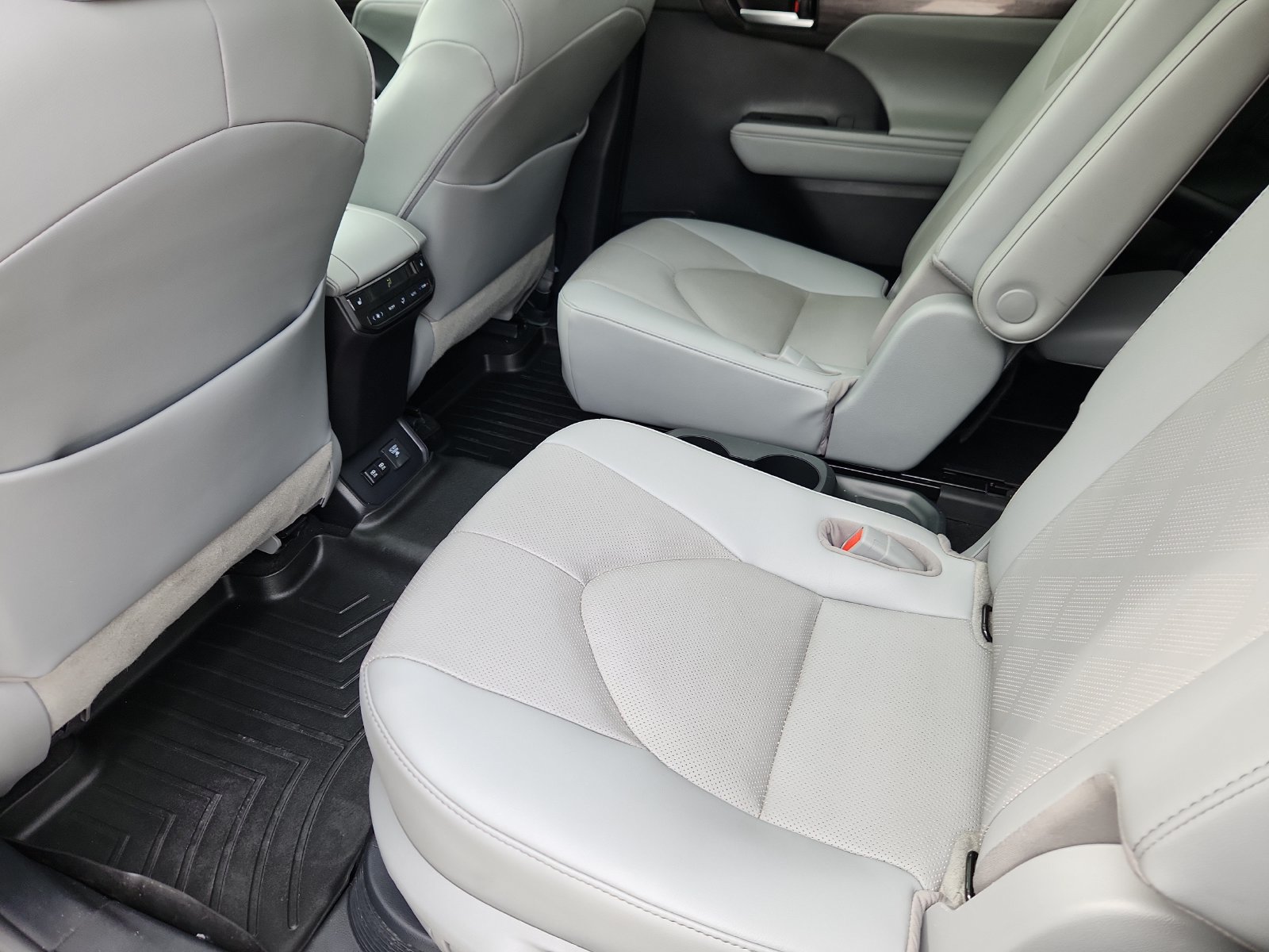 2025 Hyundai Elantra SEL - Photo 11