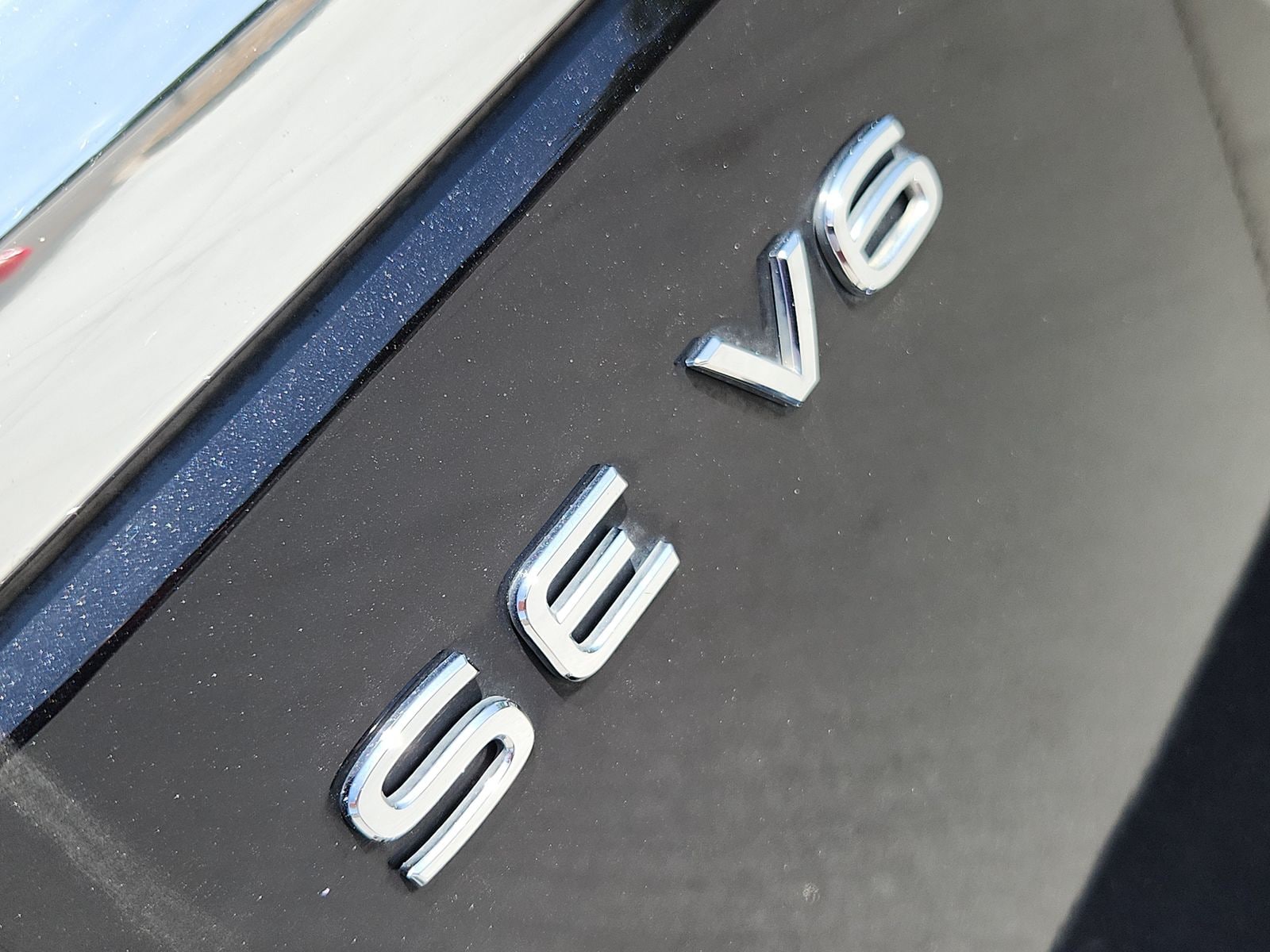 2022 Volkswagen Atlas SE w/Tech - Photo 15