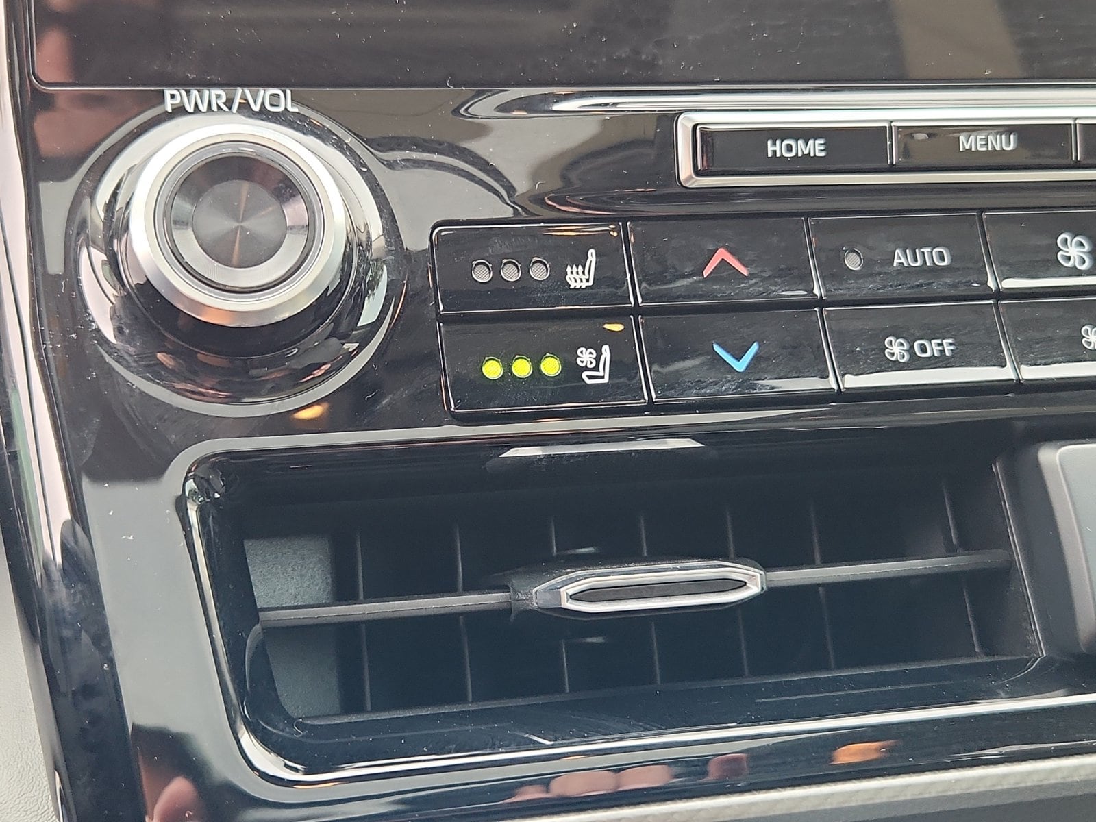 2025 Hyundai Elantra SEL - Photo 23