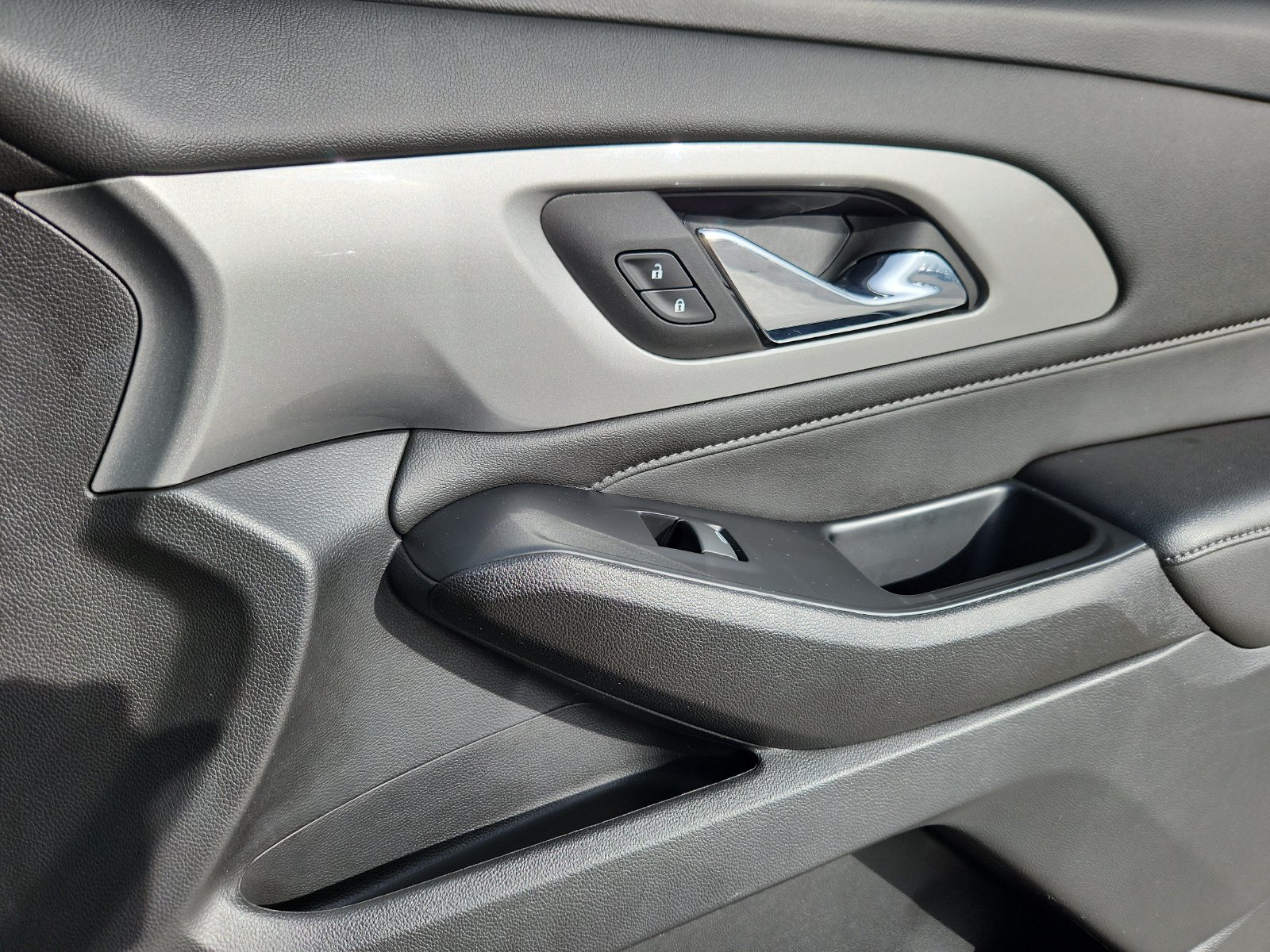 2023 Chevrolet Traverse 1LT - Photo 17