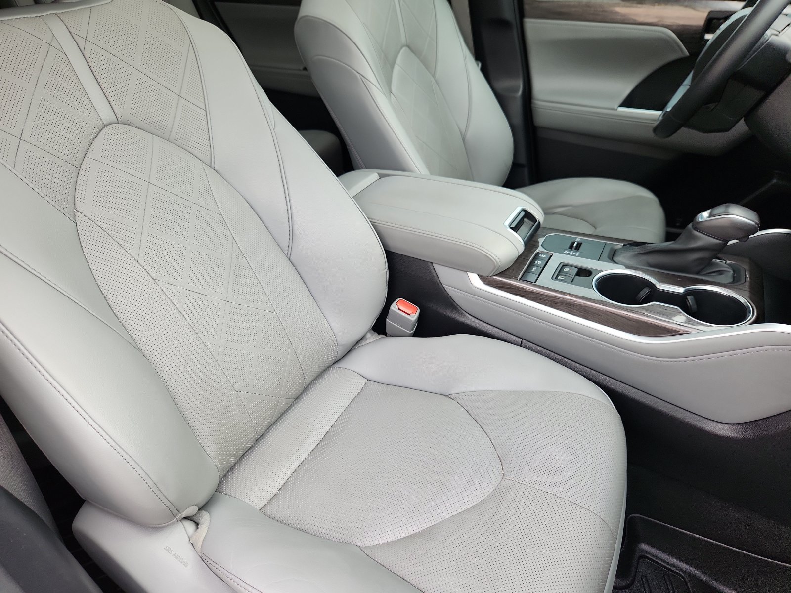 2025 Hyundai Elantra SEL - Photo 15