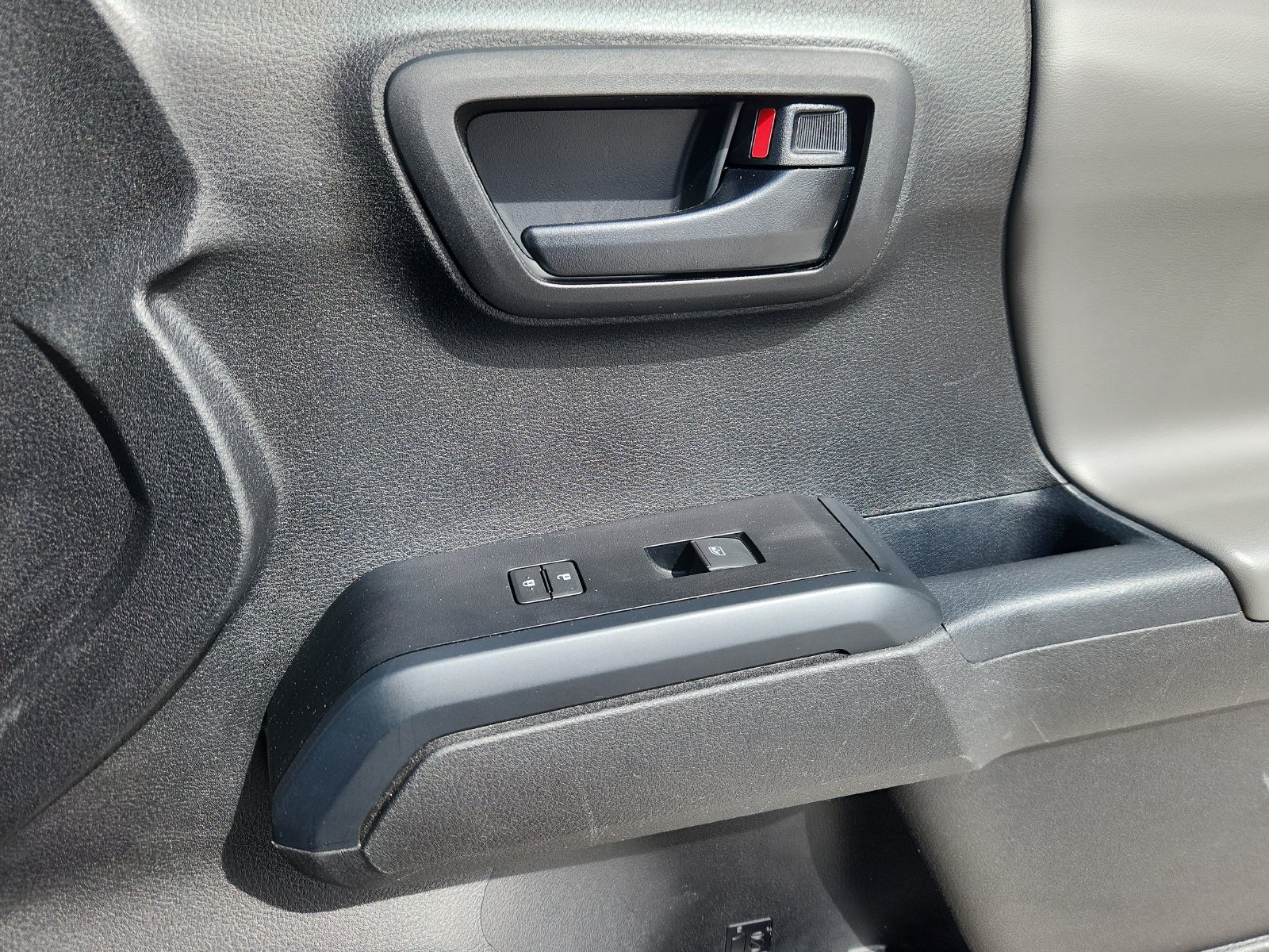 2021 Toyota Tacoma SR - Photo 15