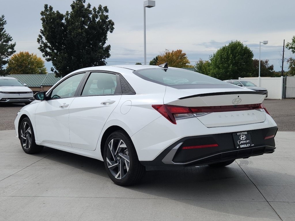 Certified 2025 Hyundai Elantra SEL Sport Sedan