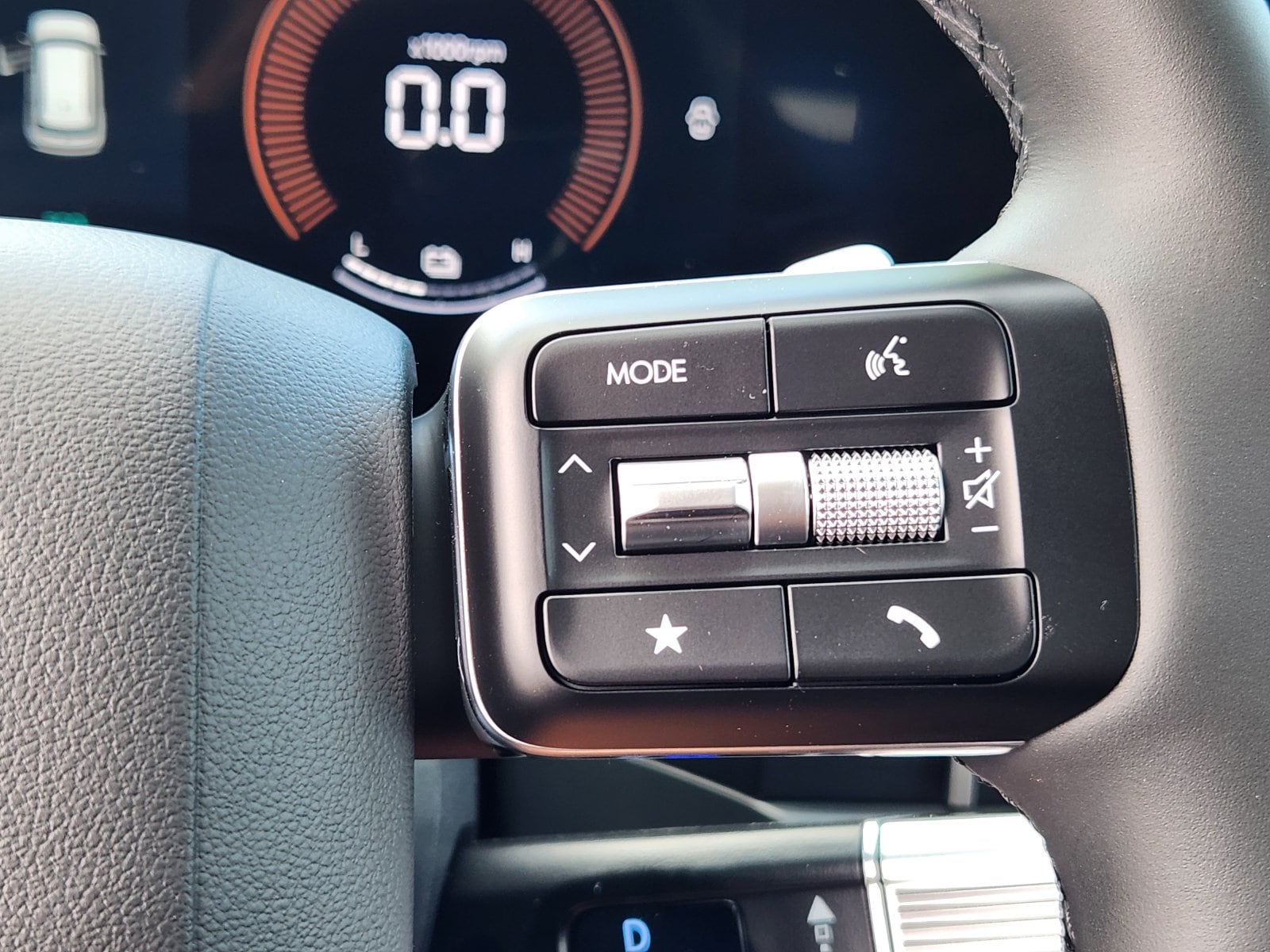 2026 Hyundai Santa Fe SE - Photo 16