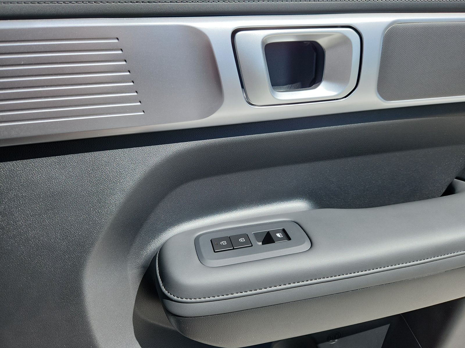 2026 Hyundai Santa Fe XRT - Photo 16