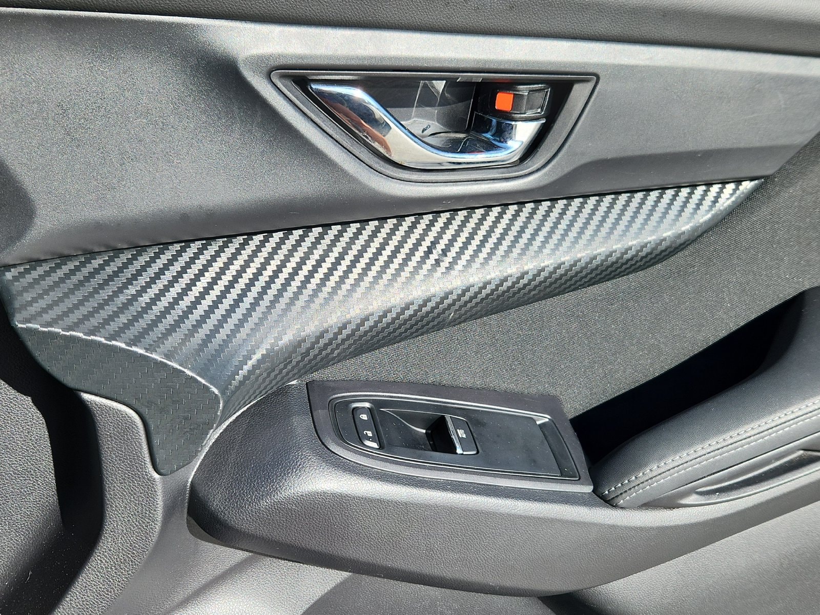 2023 Subaru Ascent Premium - Photo 16