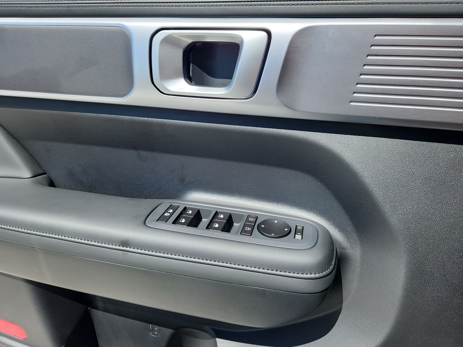 2026 Hyundai Santa Fe XRT - Photo 9