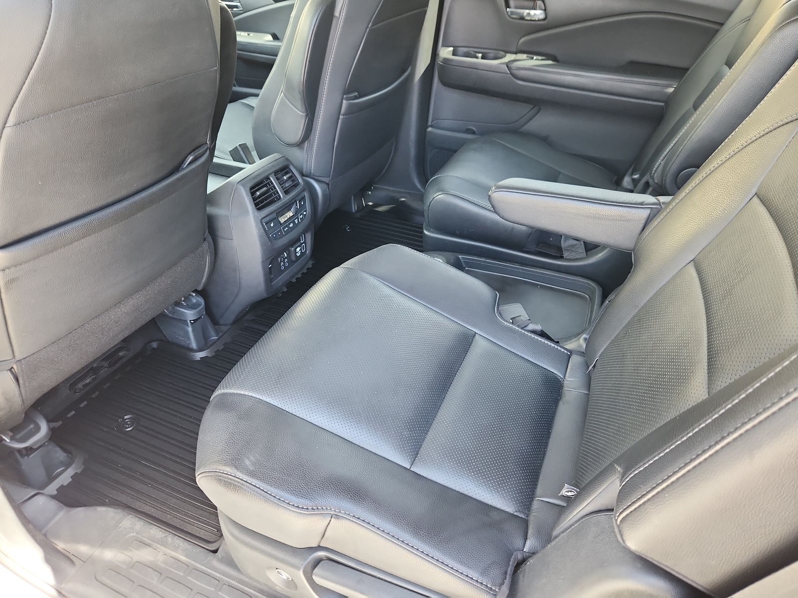 2019 Honda Pilot Elite - Photo 11