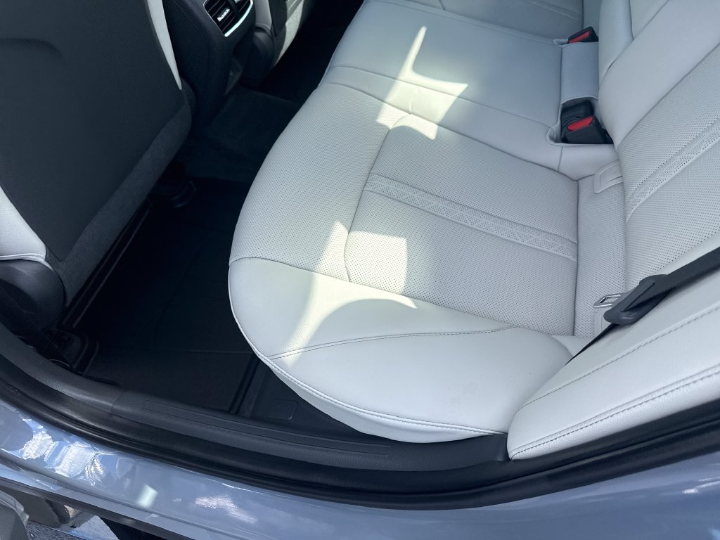 2025 Hyundai Sonata Hybrid Limited - Photo 18