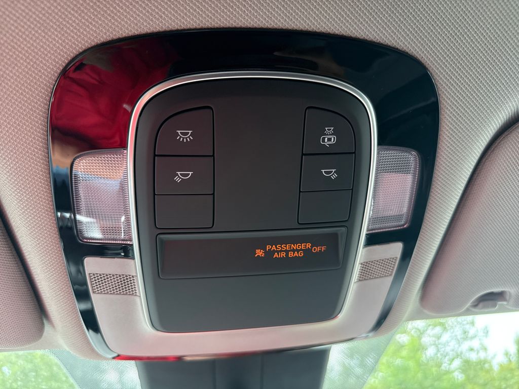 2021 Hyundai Santa Fe SE - Photo 32