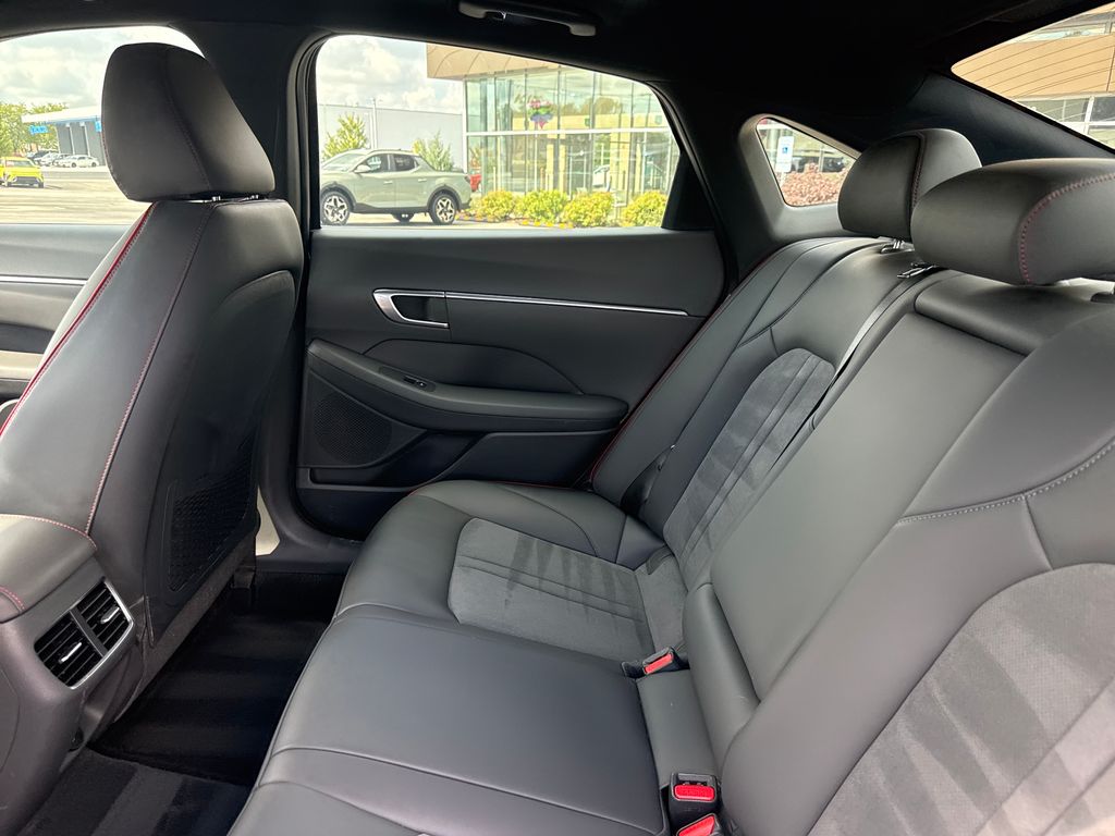 2022 Hyundai Sonata SEL Plus - Photo 20