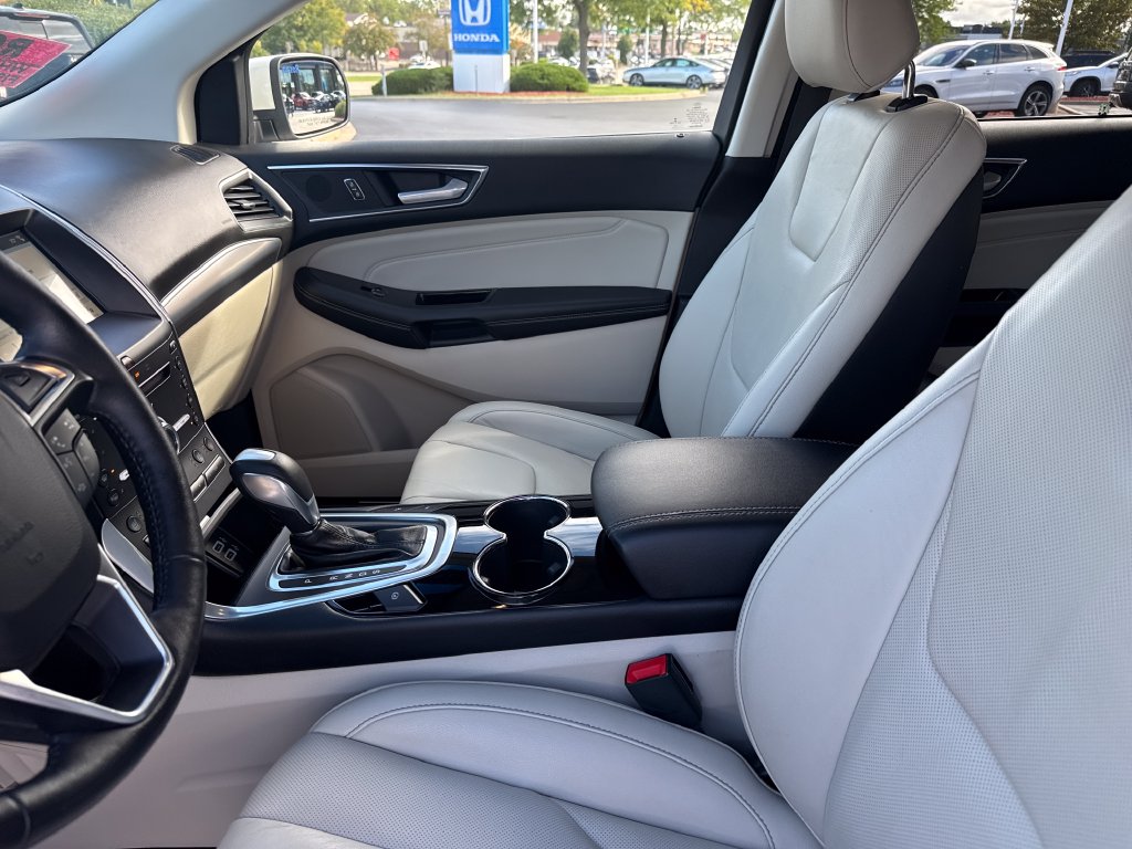 2017 Ford Edge Titanium - Photo 14
