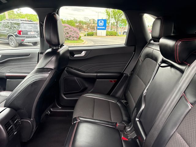 2023 Ford Escape ST-Line - Photo 18