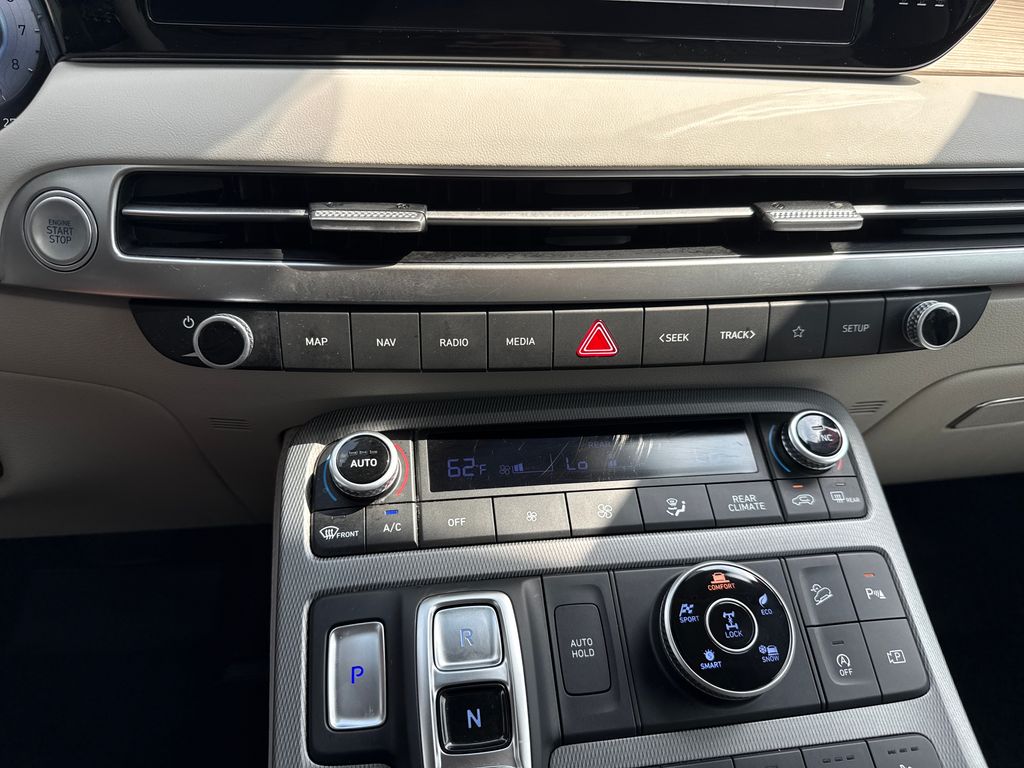 2024 Hyundai Palisade Limited - Photo 36