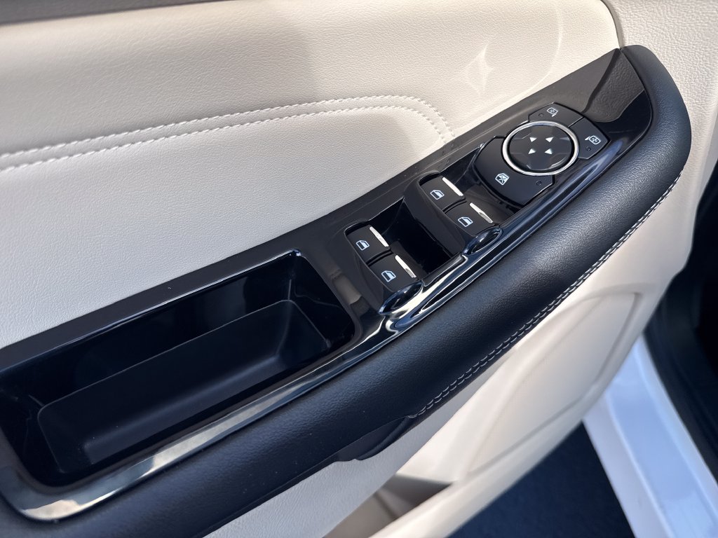 2017 Ford Edge Titanium - Photo 10
