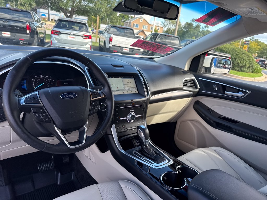 2017 Ford Edge Titanium - Photo 24