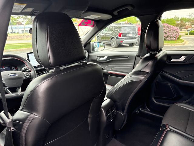2023 Ford Escape ST-Line - Photo 19