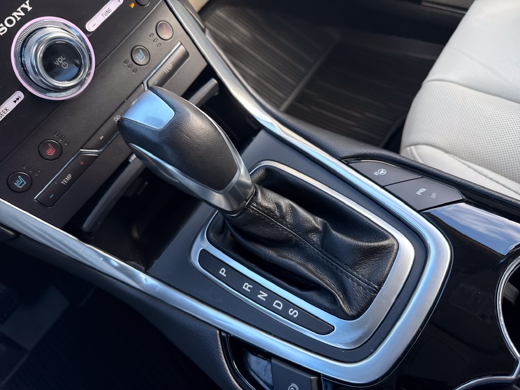 2017 Ford Edge Titanium - Photo 29